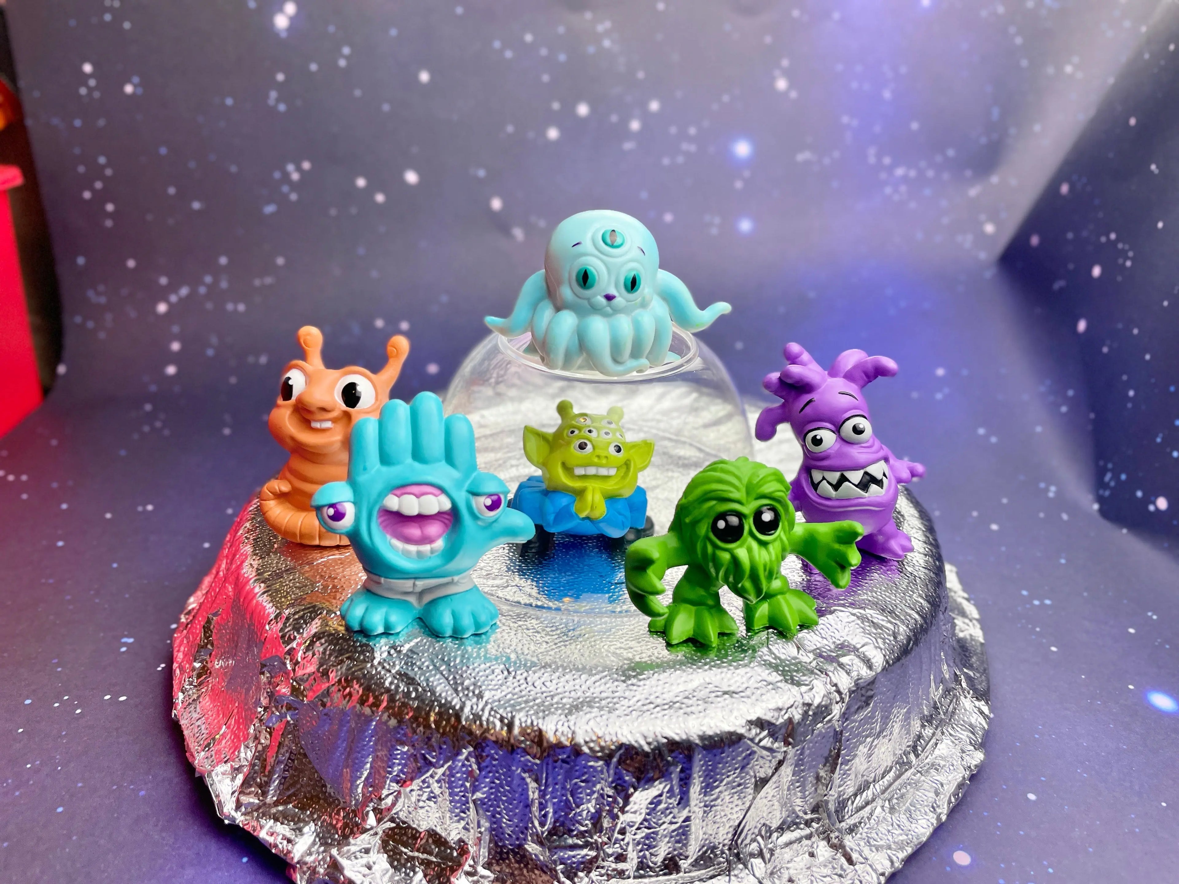 Friendly Aliens Designer TOOB®